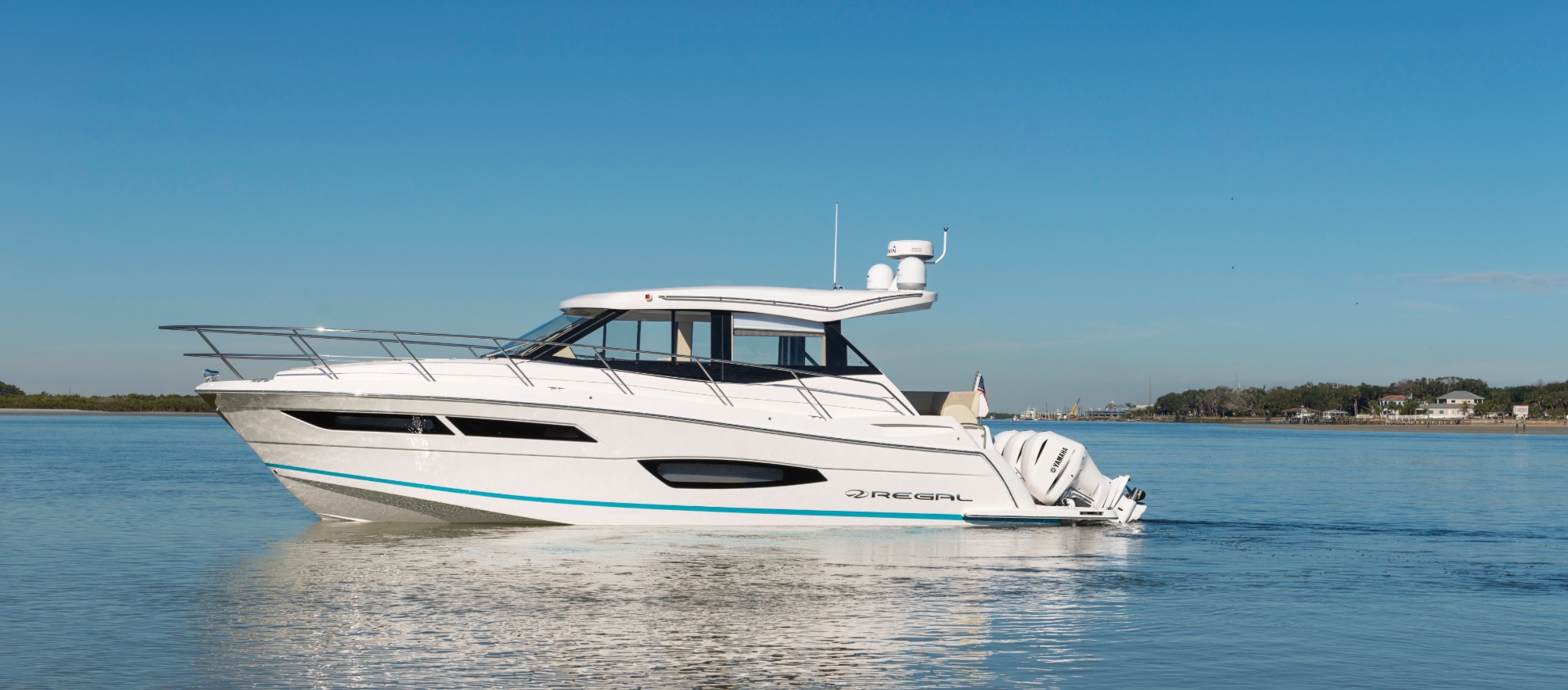 Regal 38 XO, yacht