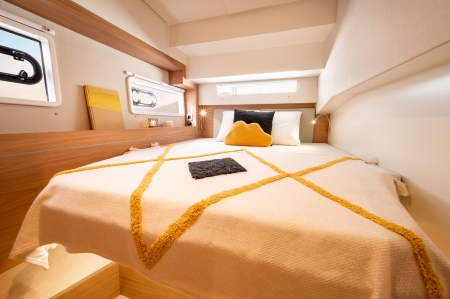 bali 4.2 new boat for sale - clipper marine uk image 4