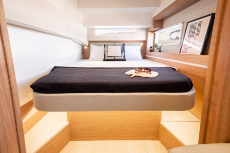 bali 4.2 new boat for sale - clipper marine uk image 3