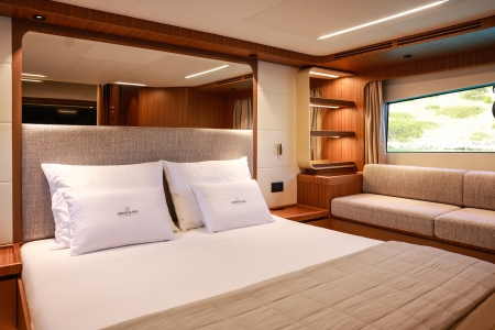 greenline 58 fly new boats for sale - clipper marine uk image 3