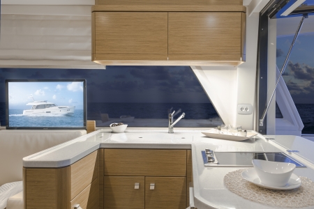 greenline 48 fly new boat for sale - clipper marine uk image 2