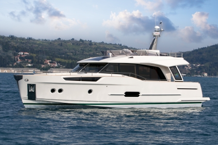greenline 48 fly new boat for sale - clipper marine uk image 7
