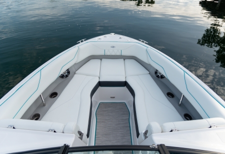 regal ls4 new boat for sale - clipper marine uk image 13