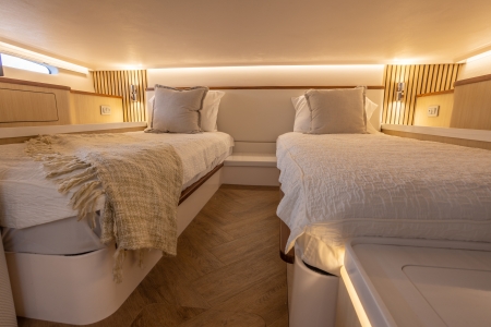 regal sav 43 new boat for sale - clipper marine uk image 4