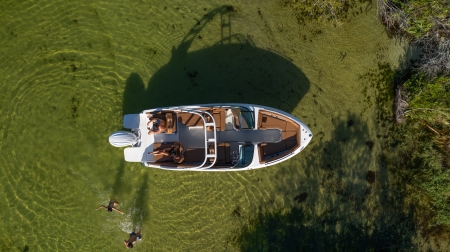 regal lx4 new boat for sale - clipper marine uk image 4