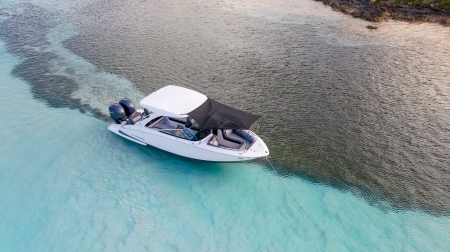 regal lx9 new boat for sale - clipper marine uk image 7