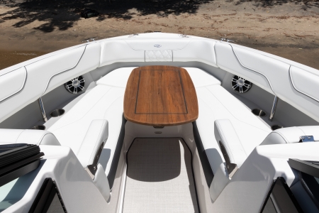 regal ls6 surf new boat for sale - clipper marine uk image 13