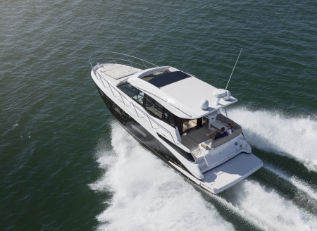 regal 42 grande coupe new boat for sale - clipper marine uk image 3