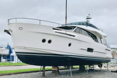 1st Greenline 48 Fly in UK has arrived at Port Solent