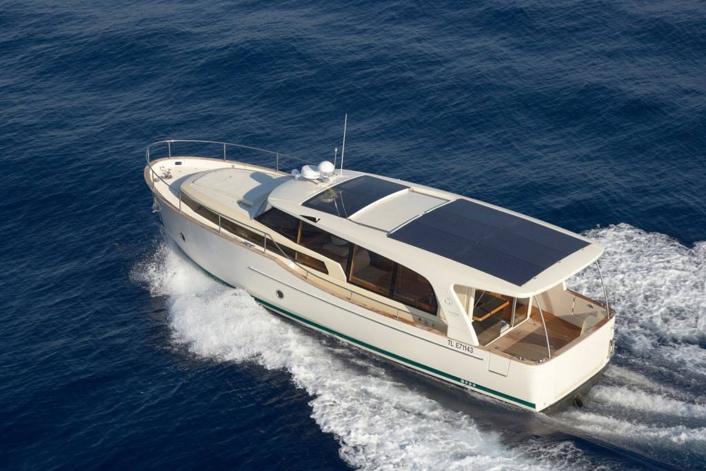 GREENLINE 40