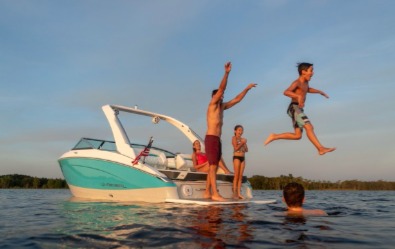 Regal LS4, swim platform