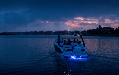 Regal LX4, accent lighting