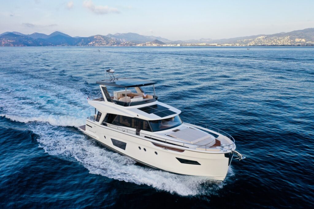 Picture 1 Boat Test – Greenline 58 Fly Hybrid
