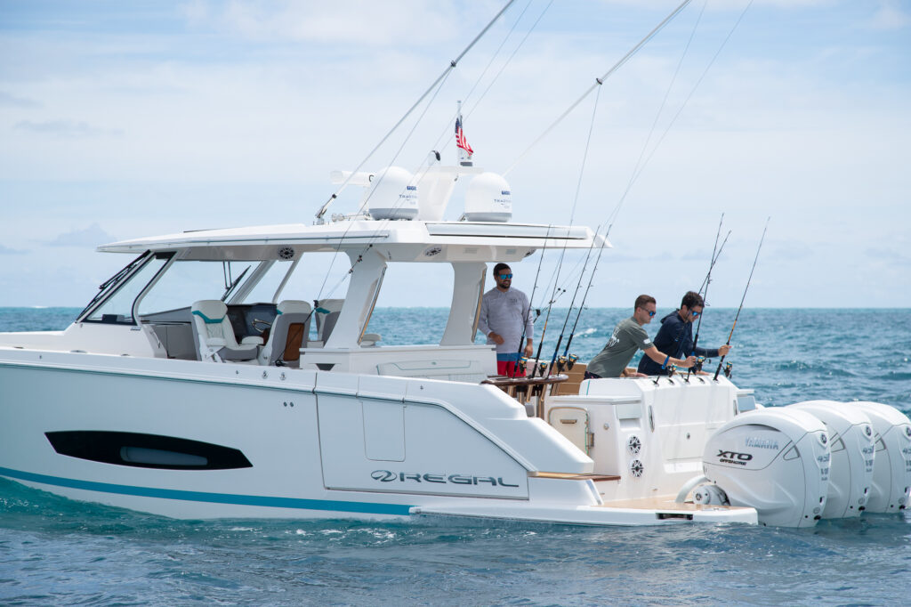 Picture 1 Another new model from Regal! Welcome the ALL NEW REGAL 43 SAV!!